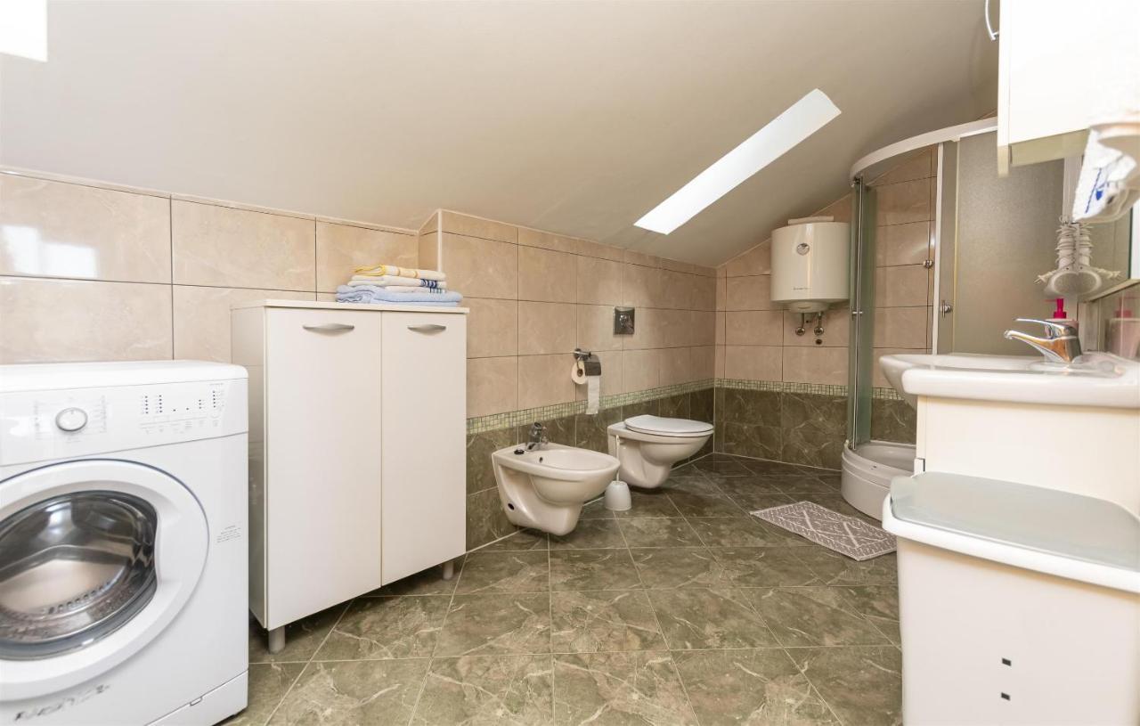 Apartment Ivanka Omiš Exterior foto
