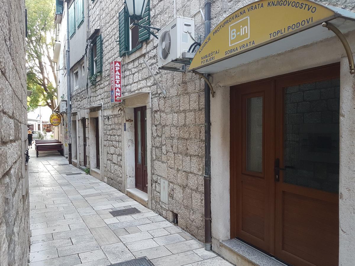 Apartment Ivanka Omiš Exterior foto